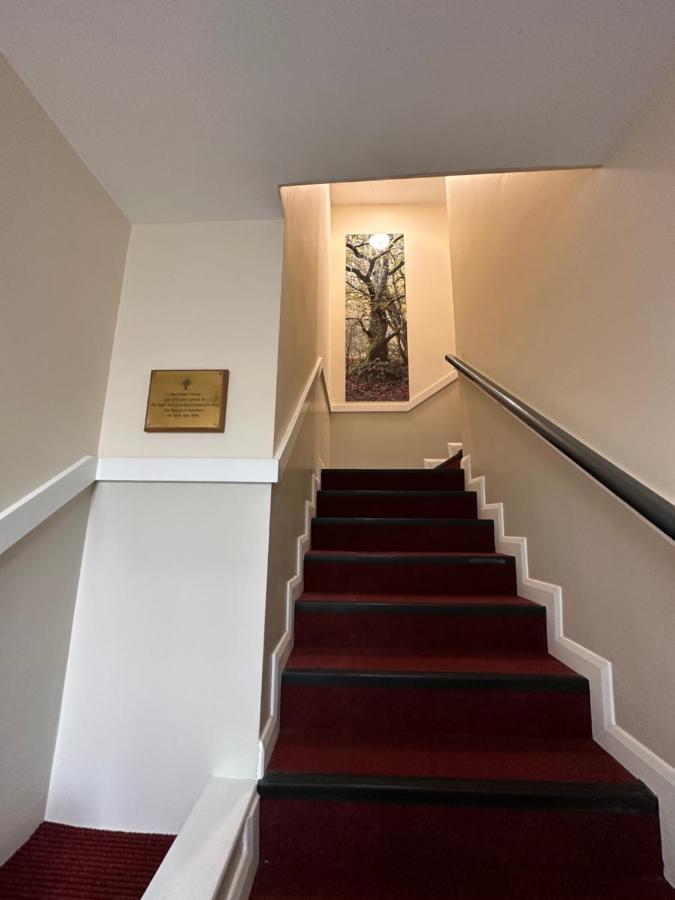 Barchester House Apartments Delux 솔즈베리 외부 사진